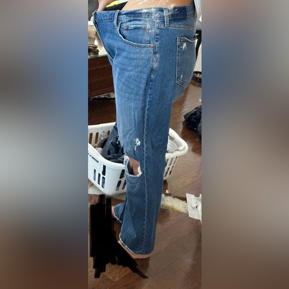 Abercrombie distress jeans - Picture 2 of 2